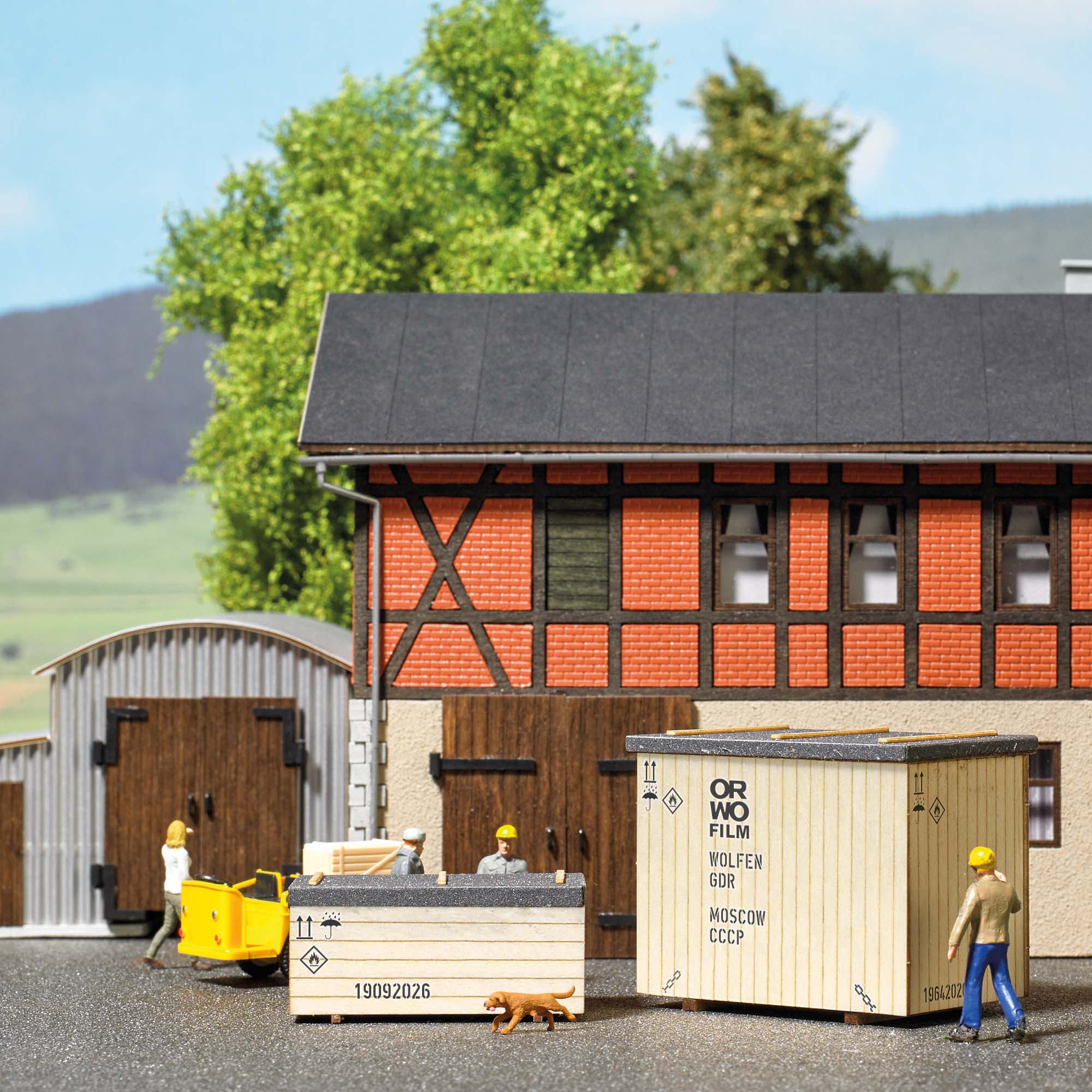 Busch 1882 - Maschinenkisten ORWO H0